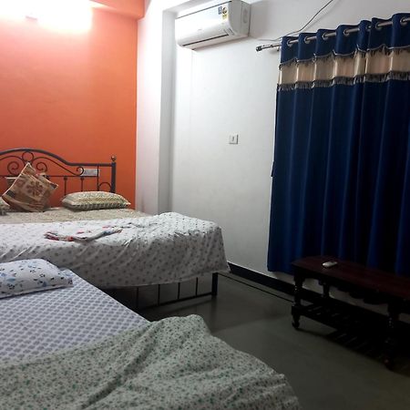 Nandini Paying Guest House ウダイプル エクステリア 写真