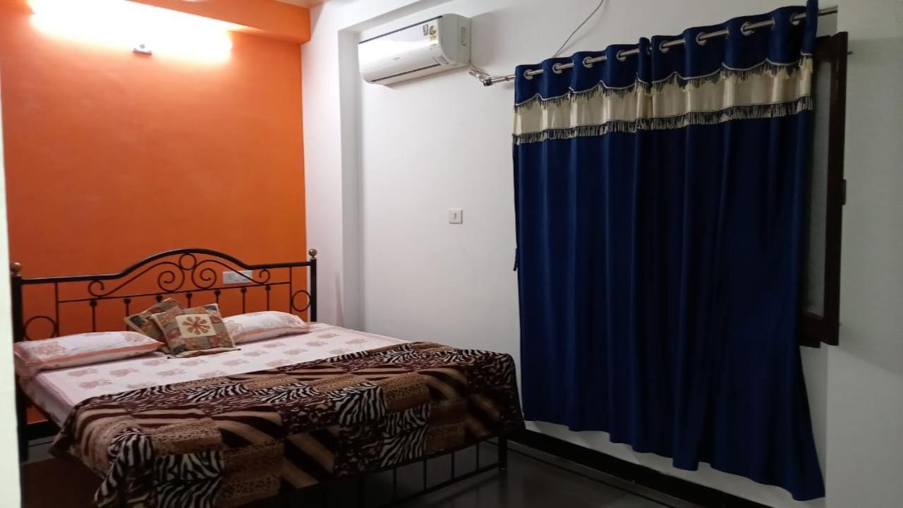 Nandini Paying Guest House ウダイプル エクステリア 写真