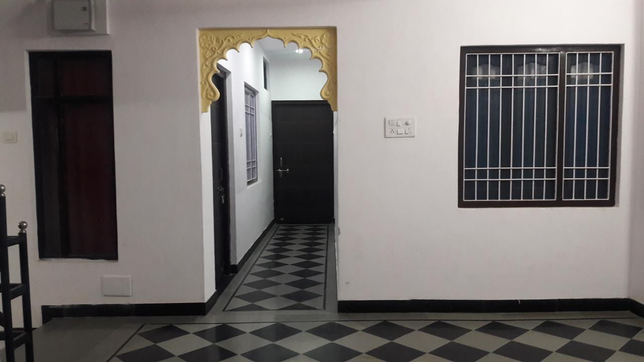 Nandini Paying Guest House ウダイプル エクステリア 写真